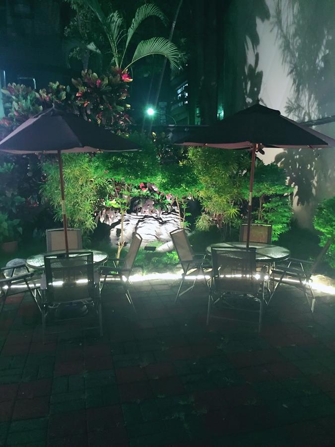 Jungle City Motel Chiayi Exterior foto