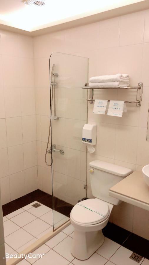 Jungle City Motel Chiayi Exterior foto